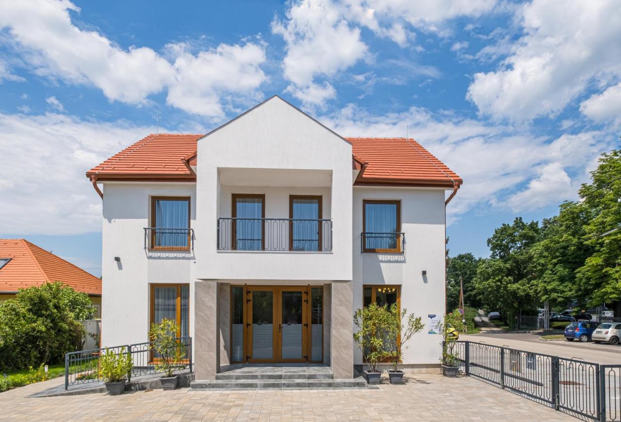 Fuered Centrum Panzio Balatonfüred Exteriér fotografie